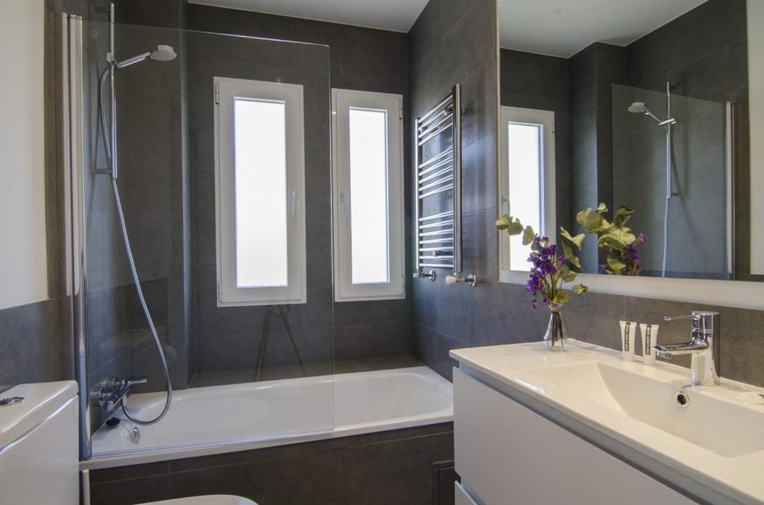 2 Bedrooms 2 Bathrooms Furnished - Bernabeu - Business Area With Terrace - Minty Stay Мадрид Экстерьер фото